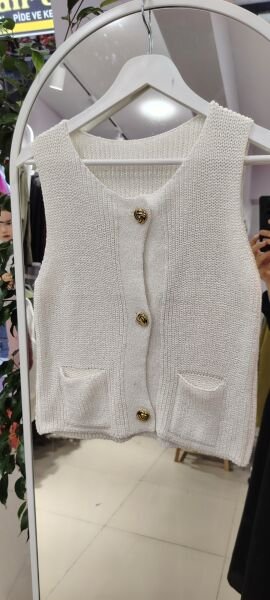 Zara model yelek-krem