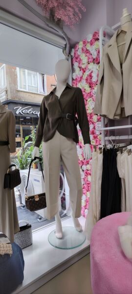 Yandan Bağlamalı ve Kemerli Gömlek