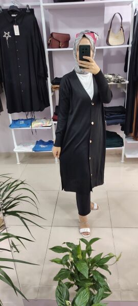 Siyah uzun triko hırka