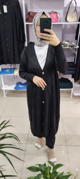Siyah uzun triko hırka