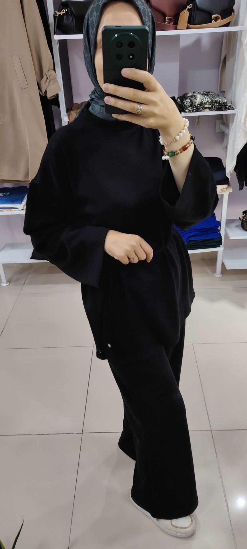 Siyah belden bağlamalı ikili takım