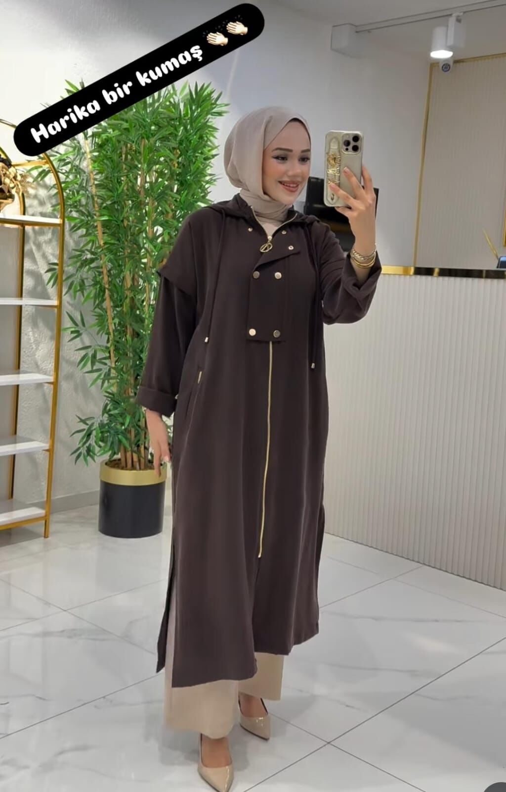 Çıt çıt detaylı fermuarlı kap