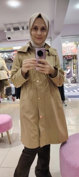 Fermuarlı boncuklu trenckot