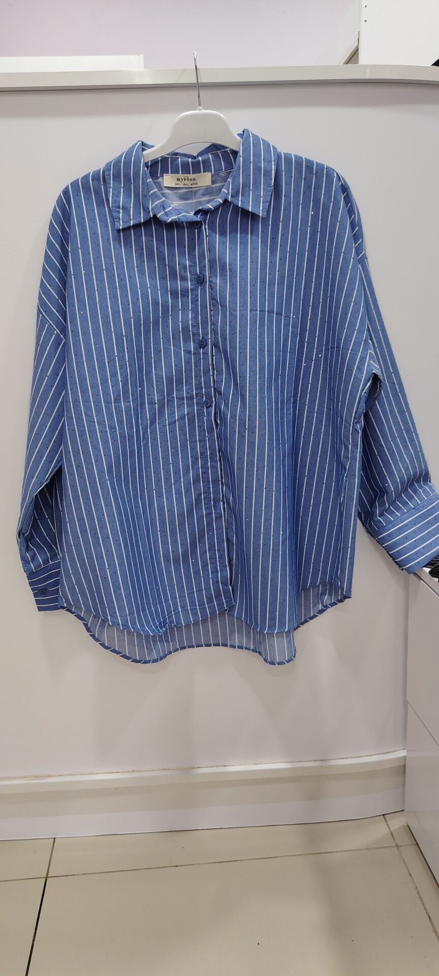 Taşlı çizgili gömlek