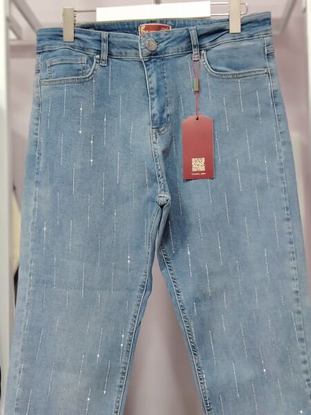 Likralı taş detaylı mavi jean pantolon