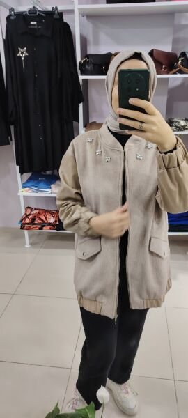 Deri detaylı kaşe yelek